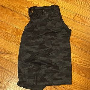 Black camo athletic tank